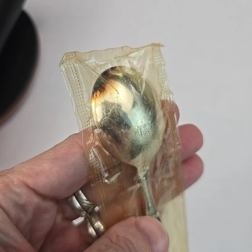 Vintage WM. A. Rogers / Oneida LTD Silverplate Child Toddler Spoon & Baby Spoon